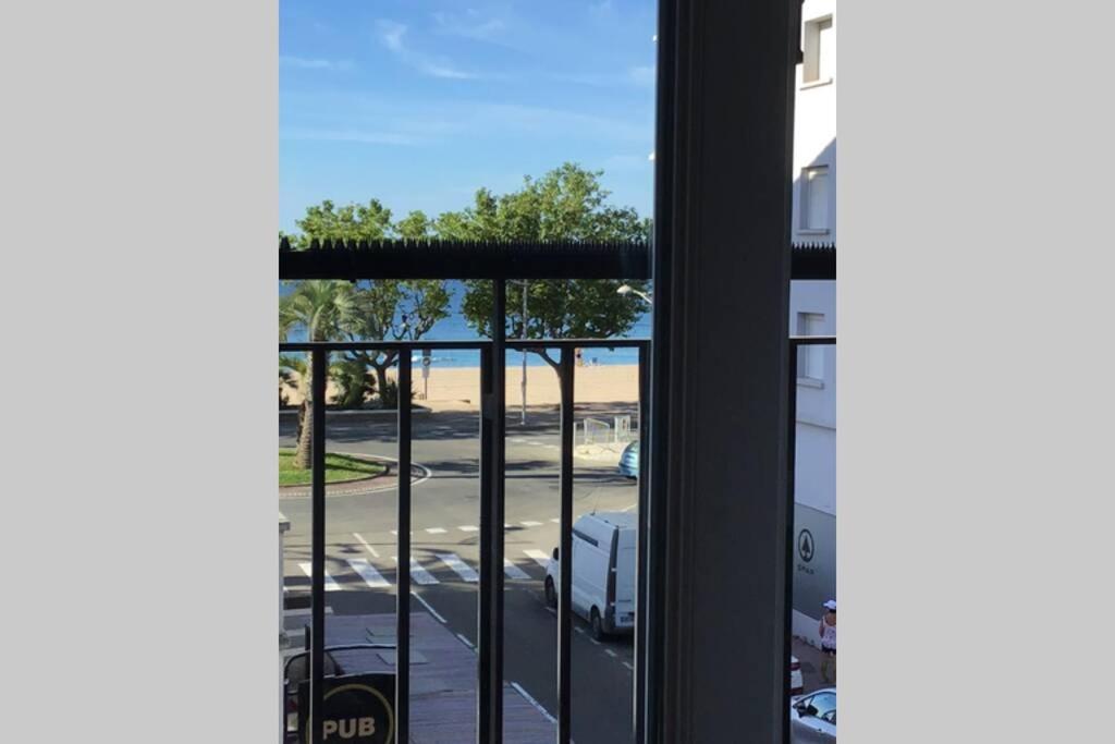 Des Vacances De Reve Apartment Fréjus Екстериор снимка